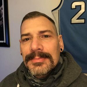 Meet your Posher, Larry